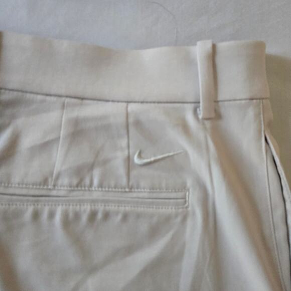 Nike Performance Shorts - Men's 34 - Light Beige/Tan - 11" Inseam - Stretch - Picture 4 of 5